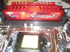 Ripjawsx 4x2 1600mhz RAM installed