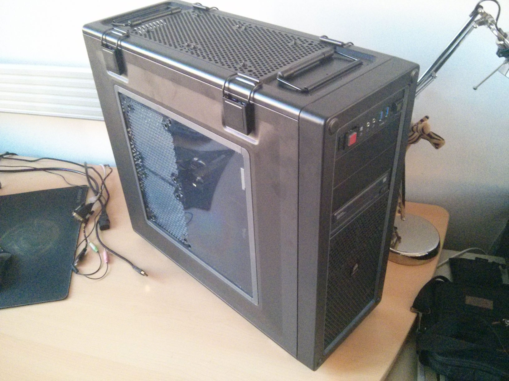 C70 Red Gaming Rig
