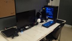 Desk Set Up