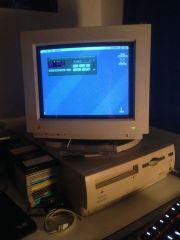 Macintosh Performa 6200 + Apple Color Display 14"