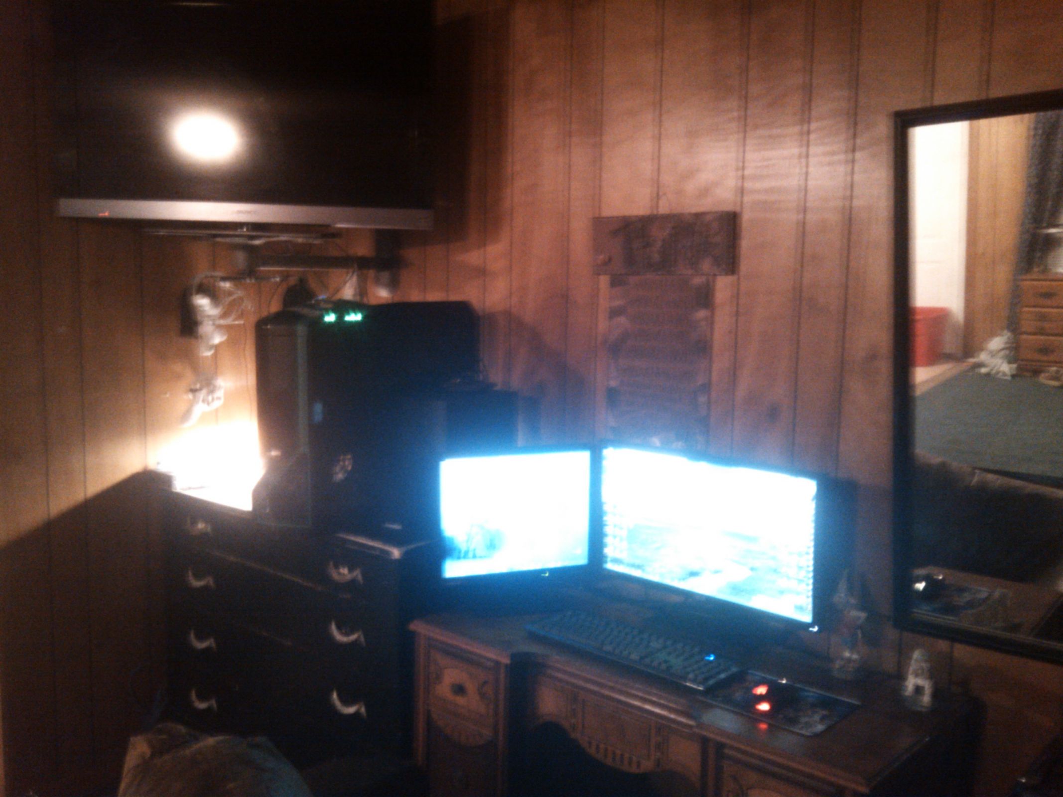 Dual TV gaming and television space.