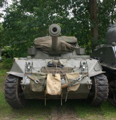 m18 hellcat tank destroyer