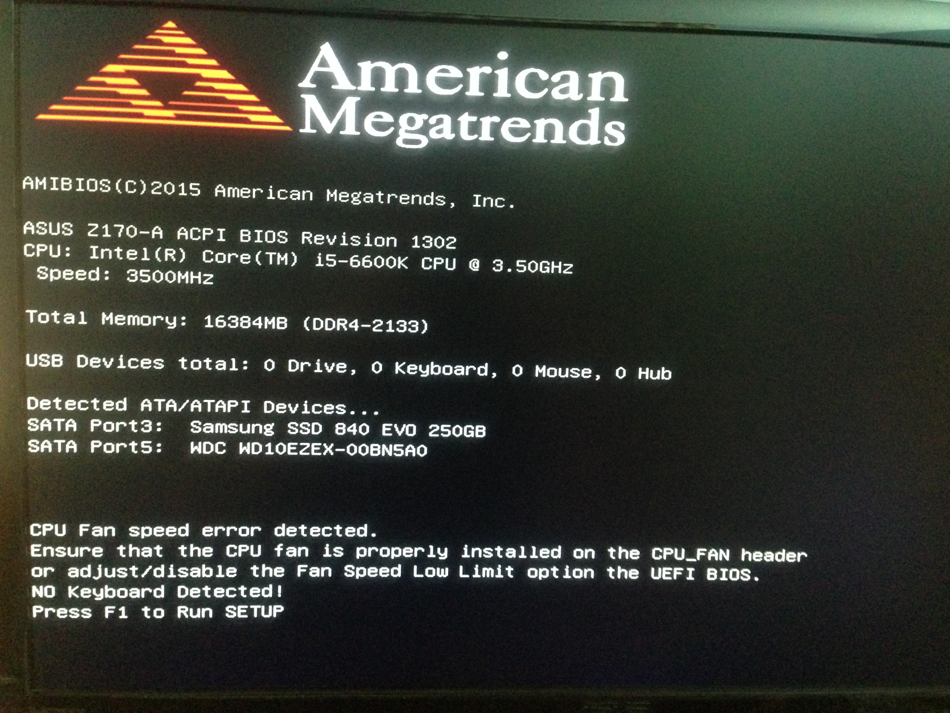 Ошибка кулера. Ноутбук American MEGATRENDS. Ошибка CPU Fan Error. Биос CPU Fan Error. Ошибка American MEGATRENDS CPU Fan Error.