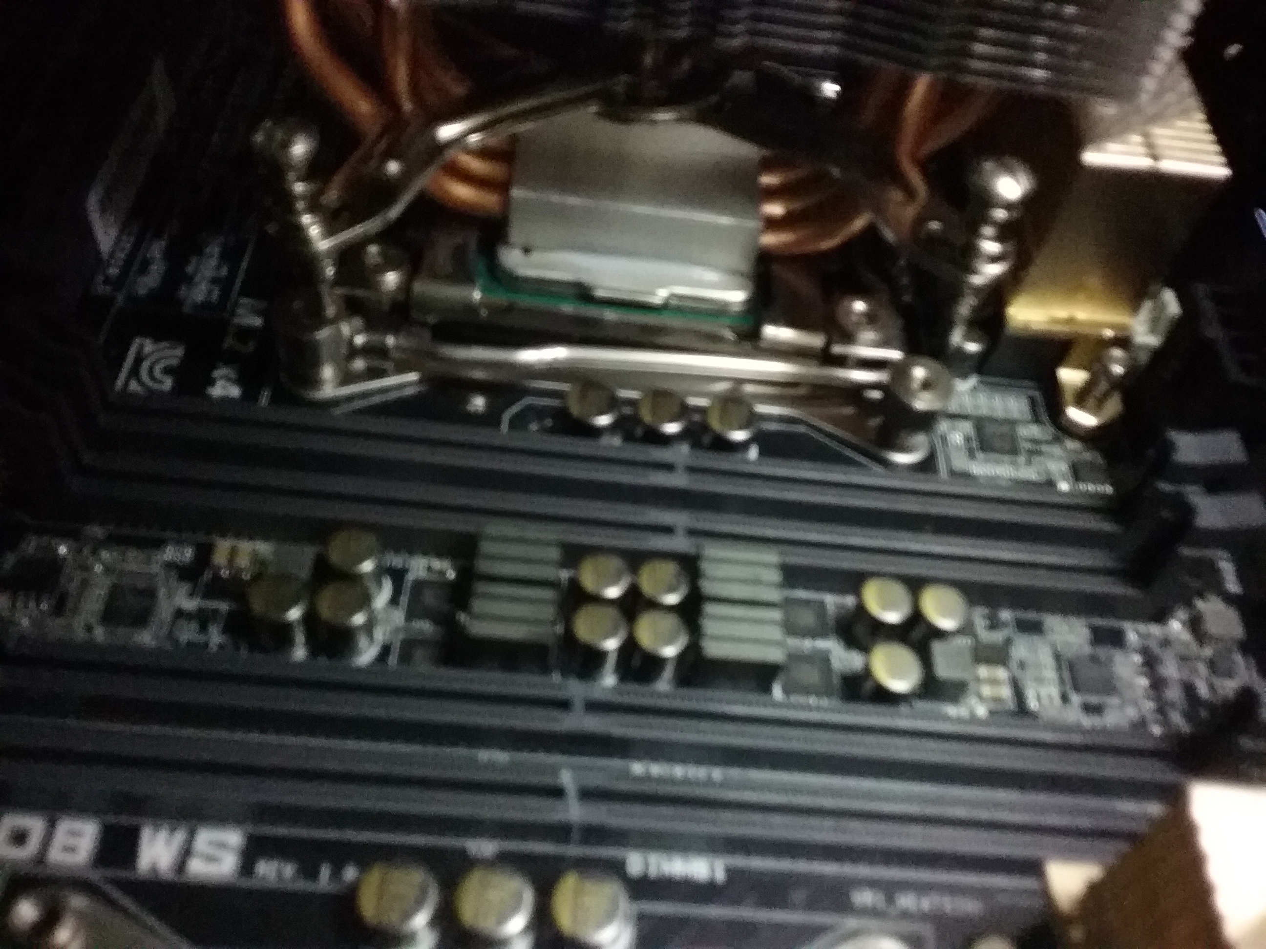 Why is my heatsink still moving? Cooling Linus Tech Tips