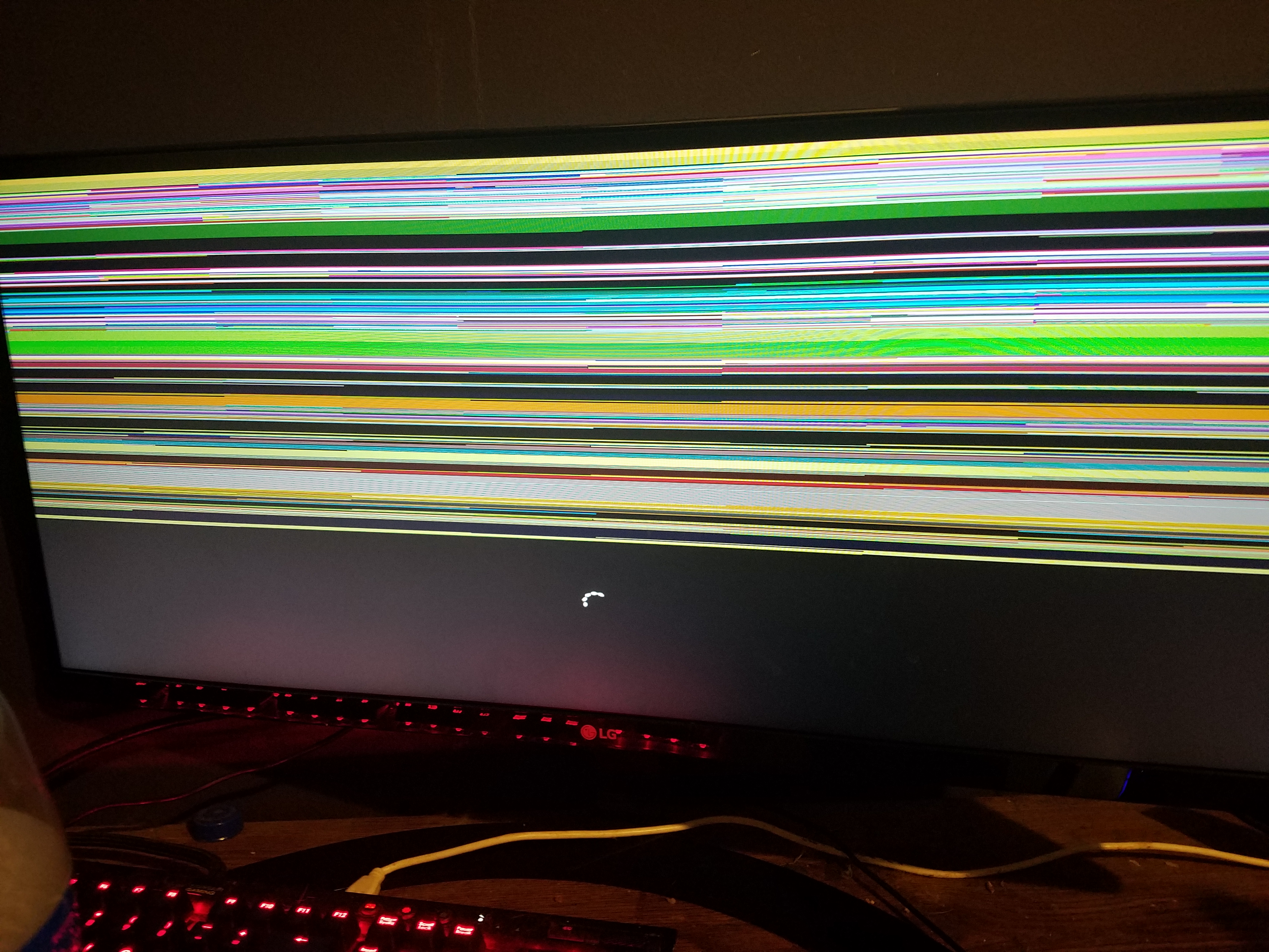 Weird boot screen and random pc freezing - Troubleshooting - Linus