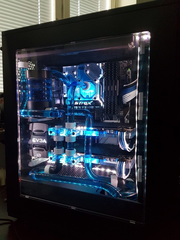 New Build in the Fractal Design Torrent - 2nd time doing a custom loop,  really happy with the results : r/watercooling