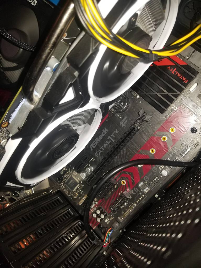 Rx 470 fans spin but no display Graphics Cards Linus Tech Tips