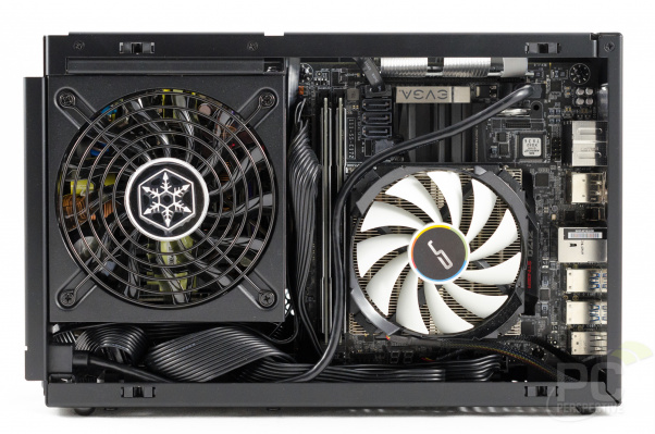 ITX Cases for PC's graphics cards - Power Supplies Linus Tips