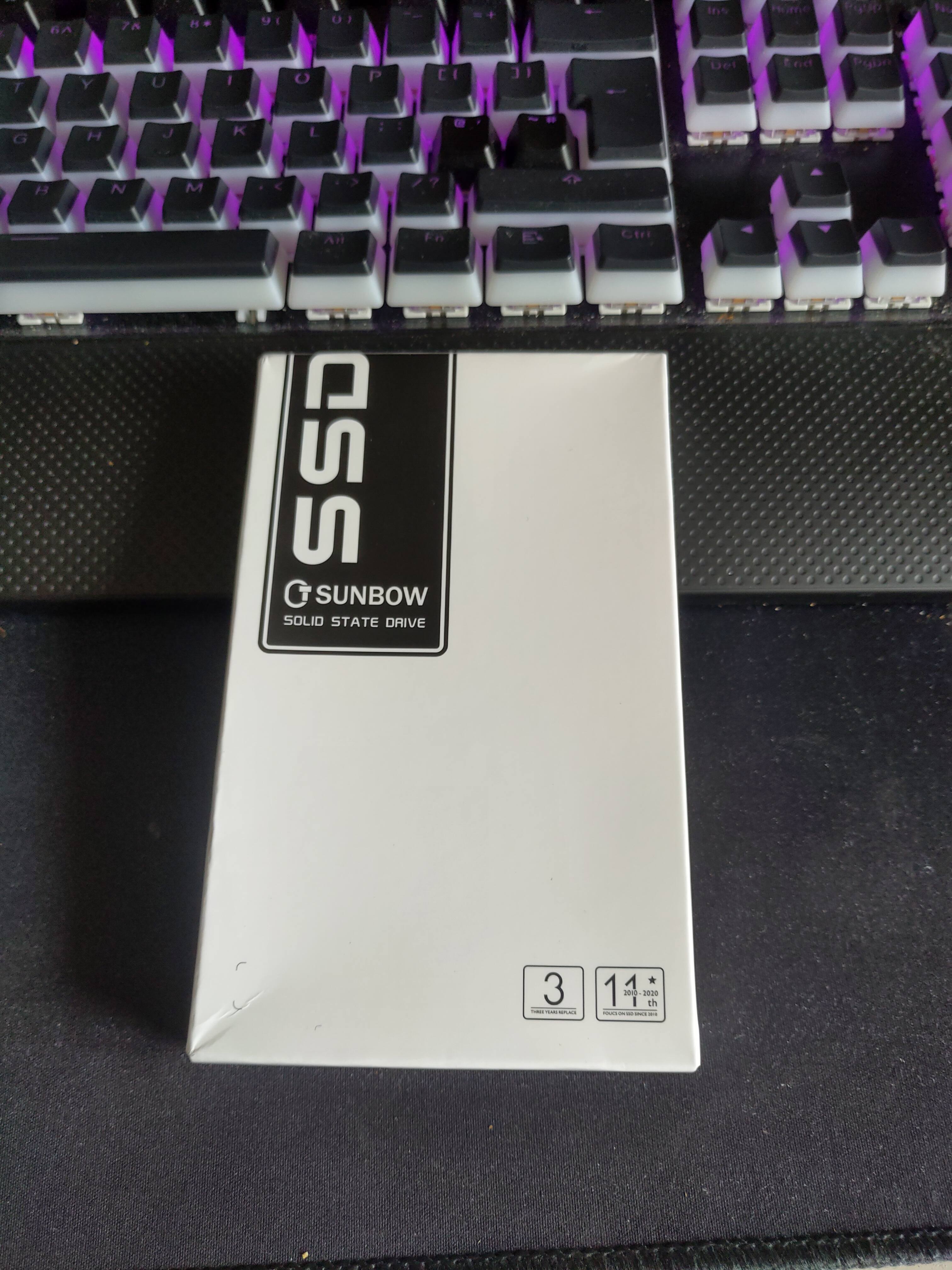 What's the TCSUNBOW 1TB NVME SSD?- Probably the 1TB NVME in the world - Member Reviews - Linus Tech Tips