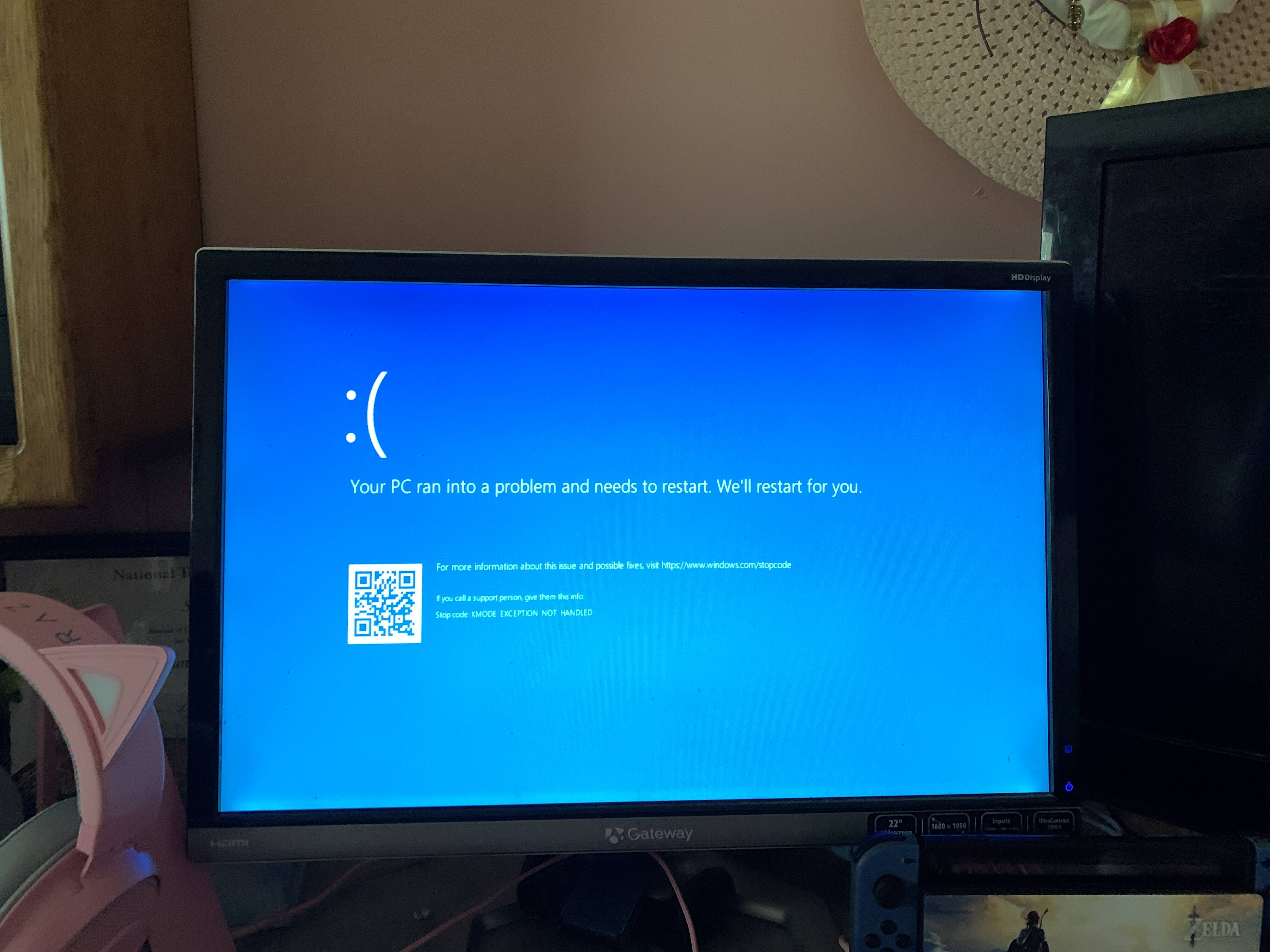 Computer turns on, monitor working fine, but no display : r/computerhelp