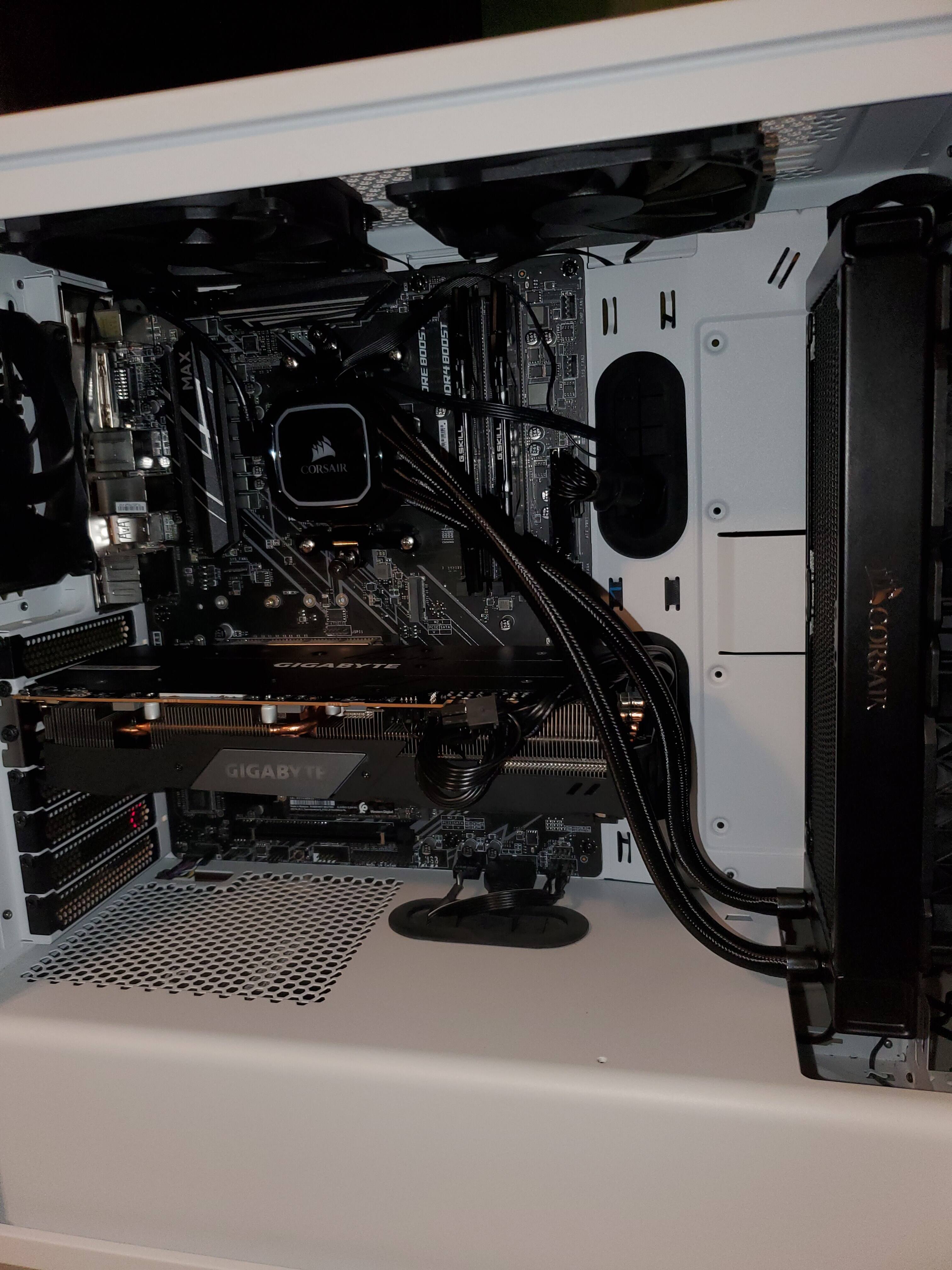 Aio cooler making a dripping noise but no water is dripping Custom