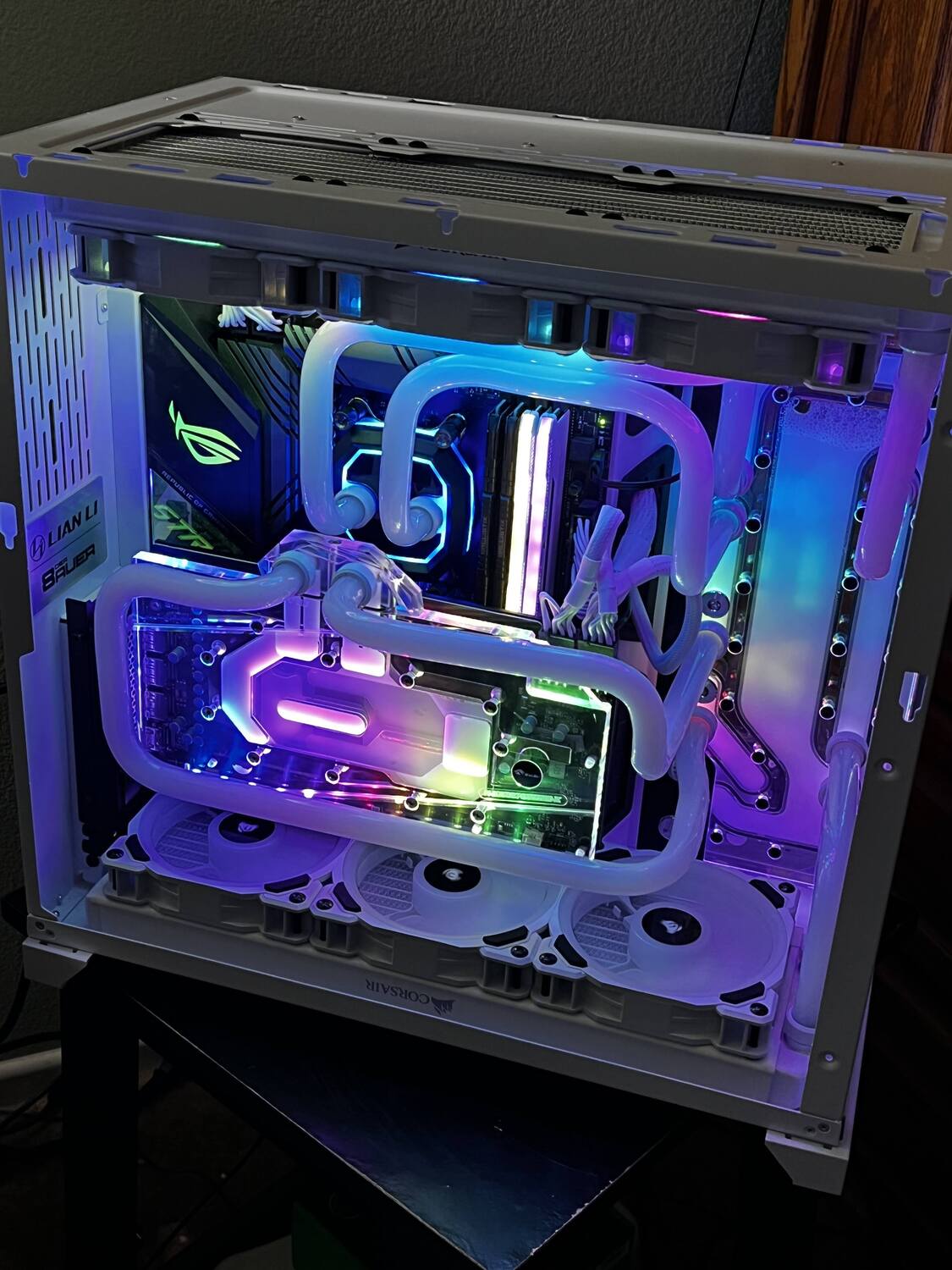 pc screen goes black and fans ramp up
