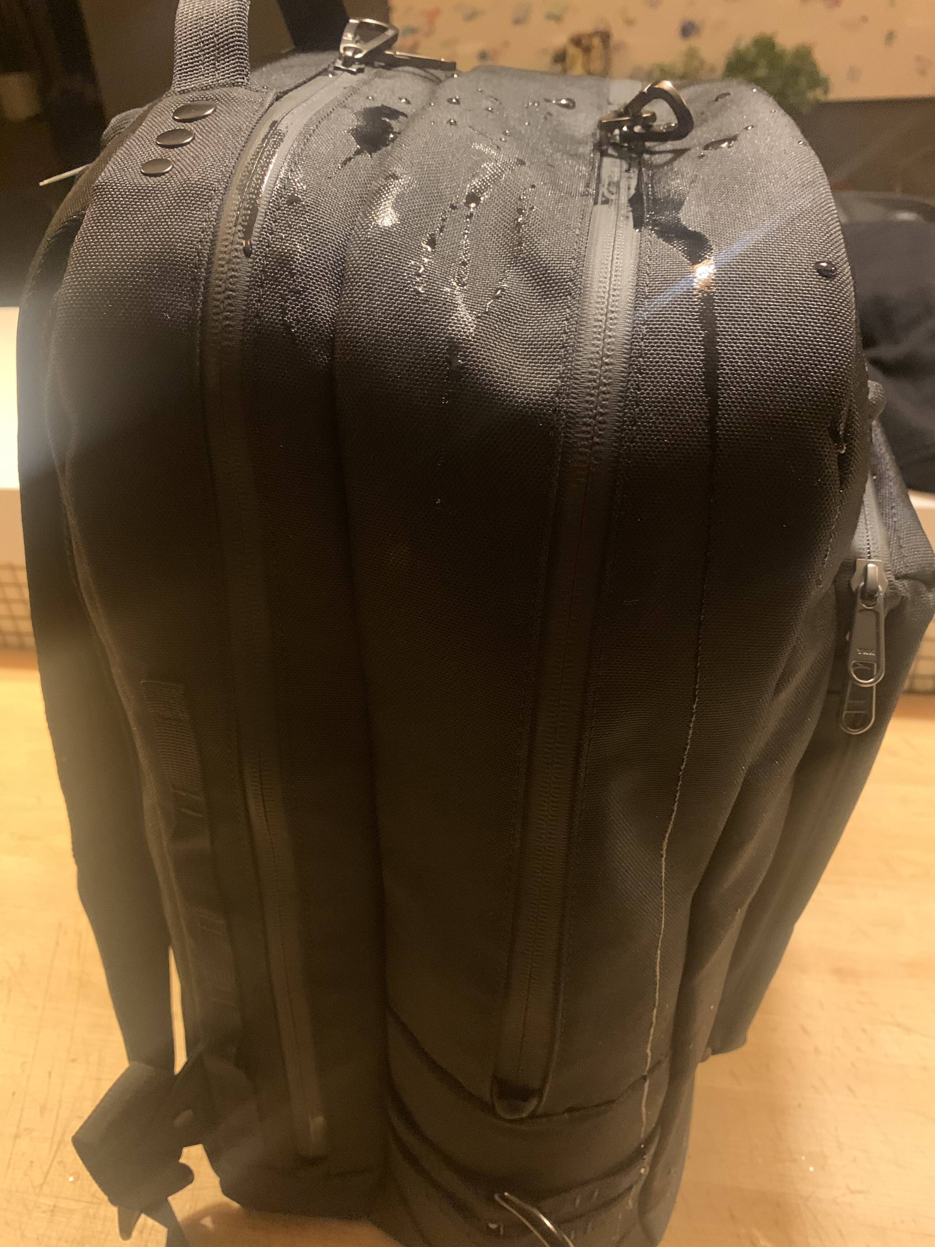 An update on the backpack zipper situation. : r/LinusTechTips