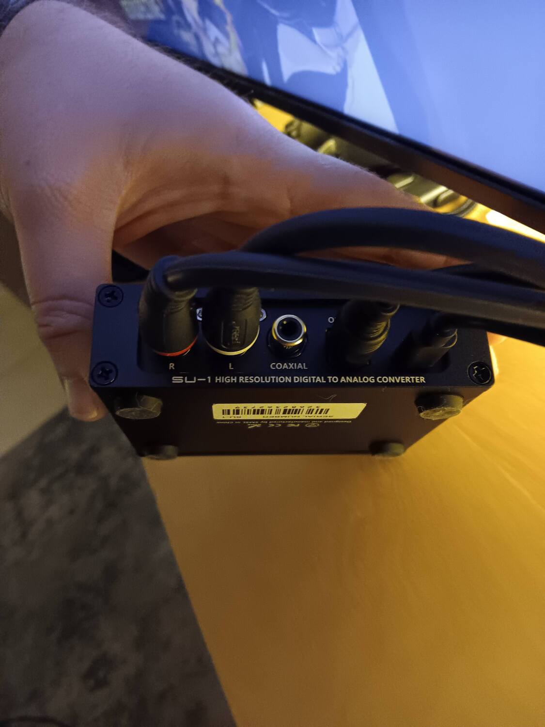 SMSL SU-1 + NAD C 350 -> Samsung TV - Audio - Linus Tech Tips