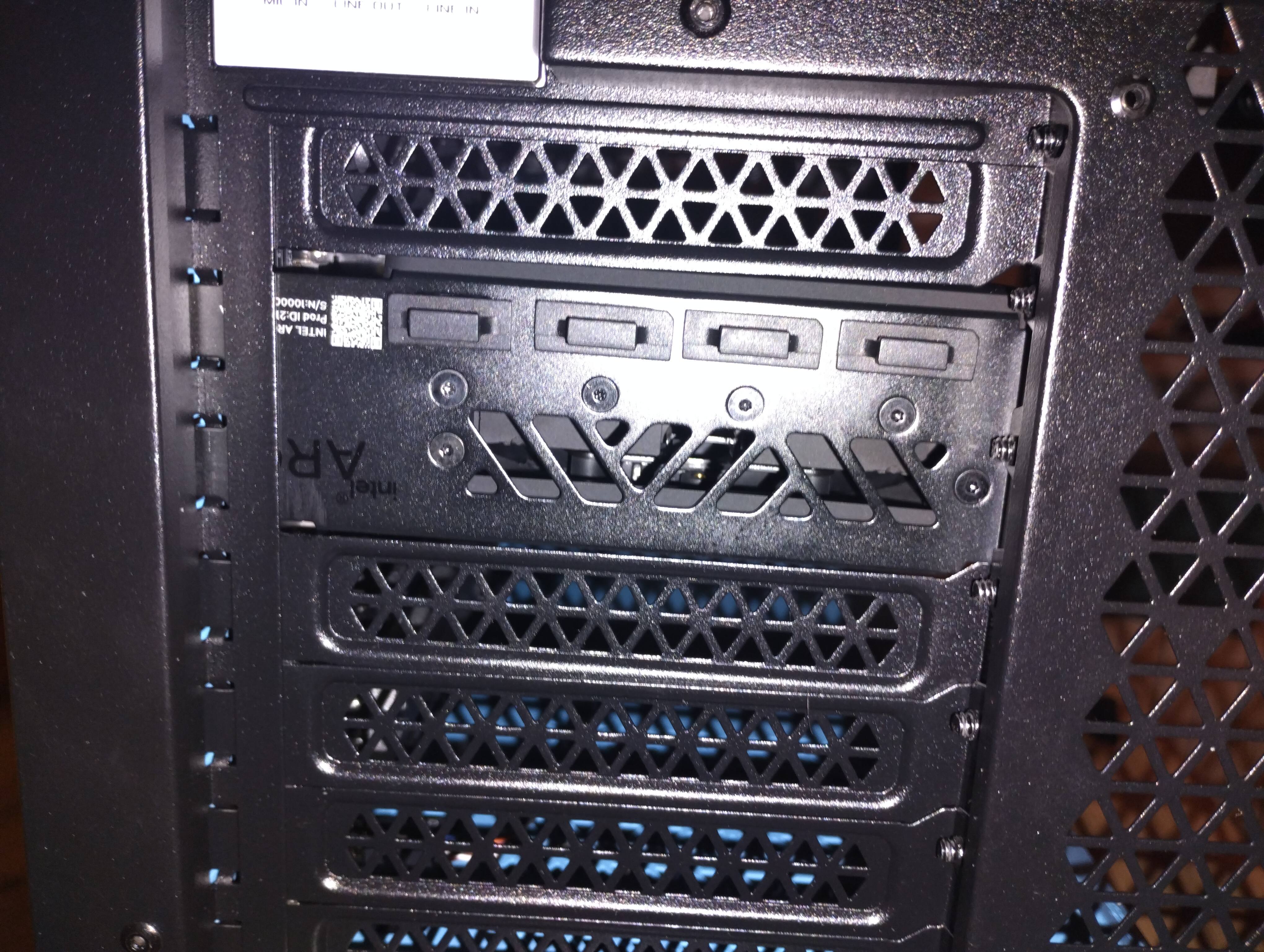 Cant screw GPU in case Troubleshooting Linus Tech Tips